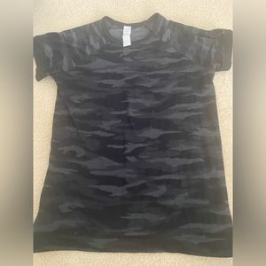 Athleta girl camo top